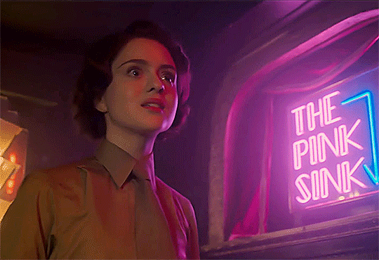 Wide-eyed Princess Elizabeth arrives at 'The Pink Sink' party.